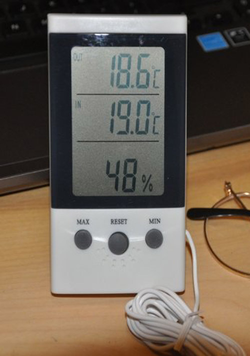 Home Thermometer Hygrometer Memory Function DT-3